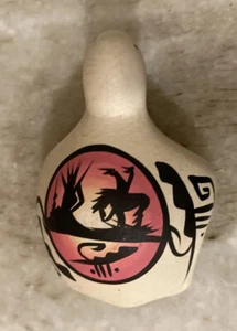 Cerámica Tortuga Nativa Americana Cerámica Pintada a Mano Firmado Navajo Artista Bikhorse - Imagen 1 de 4