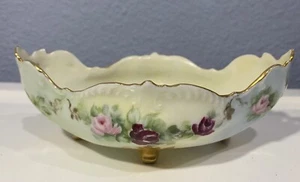 Plato ovalado vintage con patas rosas de porcelana pintadas a mano delicadas por M W Poole - Imagen 1 de 11