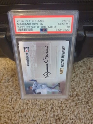 2014 Mariano Rivera Past, Present & Future Auto Psa 10 - Image 1 of 2
