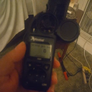 Kestrel 5000 Portable Weather Station with Link - Black - Picture 1 of 1