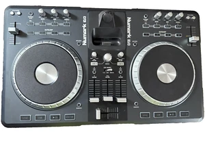 Numark IDJ3 - Digitale DJ-Komplette Anlage mit Flightcase - Bild 1 von 7