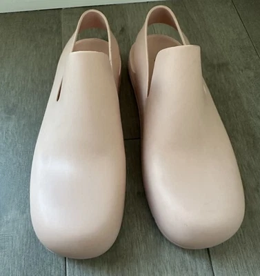 BOTTEGA VENETA 橡胶平底鞋,尺寸 36 — 第 1/4 张图片