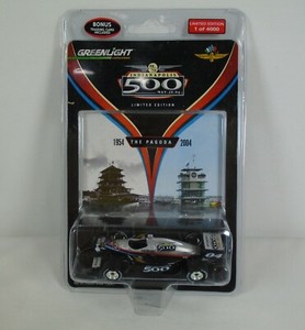 2004 Indianapolis 500 88th Running Event Race IndyCar 1:64 GreenLight Die-Cast