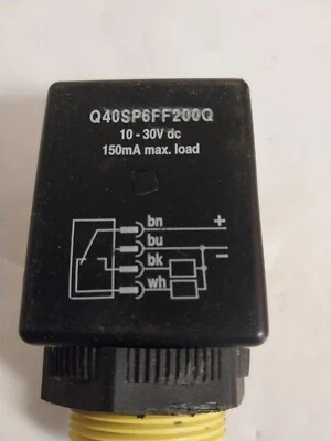 Banner Engineering Q40SP6FF200Q Photoelectric Sensor (P/N: 33392) - Image 1 of 4