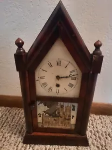 Vintage antike Jerome & Company gotische Miniatur Turmuhr Ahorn Mahagoni - Bild 1 von 7