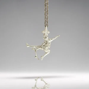 Skateboarding Pendant – 925 Silver Streetwear Necklace for Skaters and Athletes - Picture 1 of 13