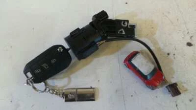 9663123380 Anti-theft device Ignition key for PEUGEOT 2008 (--.2013- ) 1735253 Foto 1 de 3