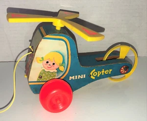 Vintage 1970 FISHER PRICE MINI COPTER Pull Toy Rotating Blades & Clicks - Bild 1 von 7