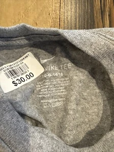 Nike Milwaukee Bucks Champions NBA Champions Youth L T-Shirt Grau Neu Ohne Etikett - Bild 1 von 3