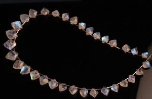 Gemas de piedra lunar fuego arco iris natural cuentas facetadas tamaño 6 a 10 mm hilo de 11" - Imagen 1 de 6