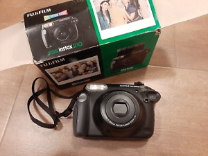 Fujifilm instax 210 Sofortbildkamera in Originalverpackung