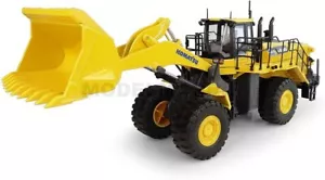 UNIVERSAL HOBBIES UH8127 Komatsu WA600-8 Wheel Loader - - UH81 - Picture 1 of 4