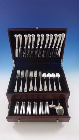 Queen Anne Williamsburg by Stieff Sterling Silver Flatware Service Set 62 Pieces Cover