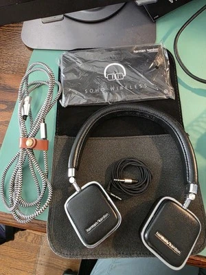 Harmon Kardon Soho Wireless Headphones - Leather, Rare, Discontinued - Image 1 of 4