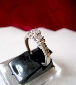 10K WEISSGOLD 0,25 KT DIAMANT HOCHZEITSTAG BAND RING GRÖSSE 5,25 - Bild 1 von 8