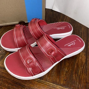 Clarks Women's Size 9 Breeze Maye Cloudsteppers Flip-Flop Cherry Red - Picture 1 of 8