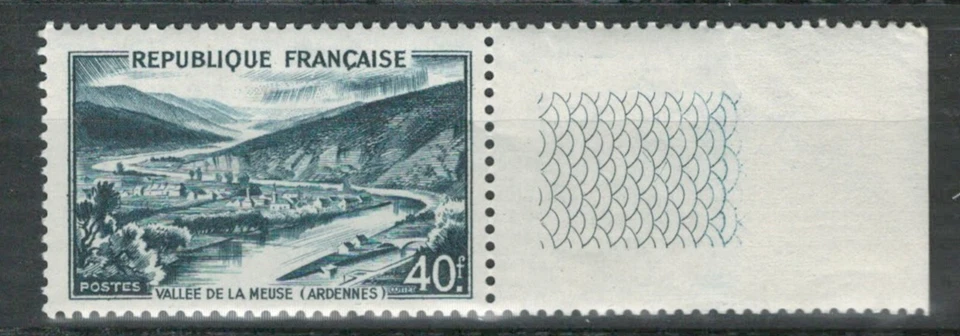 FRANCE EUROPE HISTORICAL CASTLES SITES LANDMARKS MNH STAMP w/ LABEL LOT (FR756) - Image 1 of 1