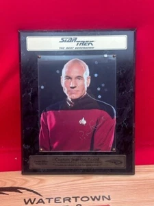 Star Trek Next Gen Cpt. Jean-Luc Picard signiertes Fotoplakat COA 1994 2525/5000 - Bild 1 von 2