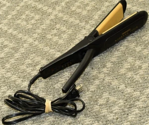 VIDAL SASSOON Ceramic Flat Iron Hair Straightener 1 7/8" Adjustable Heat VS195 - Picture 1 of 6