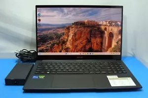 Asus Creator Q530VJ 15,6" FHD OLED i7-13620H 2,4 GHz 16 GB 512 GB RTX 3050 15 cicli - Foto 1 di 23
