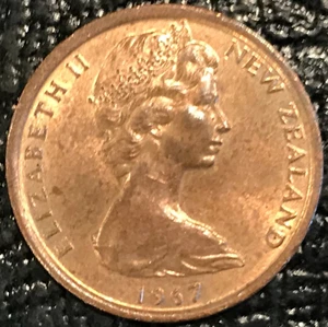 HIGH GRADE AU/UNC 1967 ZEALAND ONE CENT COIN-APR233 - Picture 1 of 2
