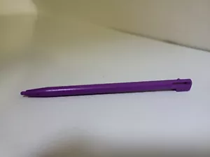 NUOVA penna stilo viola/lavanda/viola per console Nintendo 2DS #N21 - Foto 1 di 6