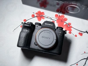 Sony A9 ii Full Frame A9 2 ILCE-9M2 - 1 Year Warranty Only 1000 Shots A9ii - Imagen 1 de 17