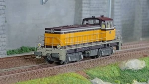 Ree Access JM015 Locomotive diesel BB 63095, Livrée Arzens Chamois 432, plaques - Imagen 1 de 4