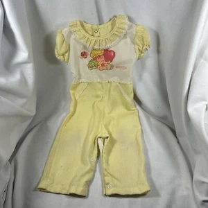 1980 WELCOME TO THE WORLD OF STRAWBERRY SHORTCAKE APPLE DUMPLIN 12 MONTH ROMPER - Picture 1 of 15