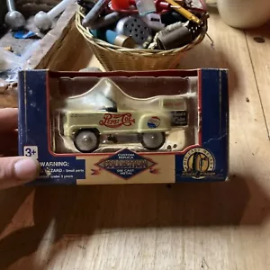 Golden Wheel Die Cast Pepsi Cola Pedal Car Cream 1:10 with COA & Pepsi Pete Card - Picture 1 of 2