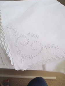 ANTIKE LEINENSERVIETTEN ~ 9ER SET ~ TEE ~ 9 ABENDESSEN ~ BESTICKT MONOGRAMMIERT #16 - Bild 1 von 8
