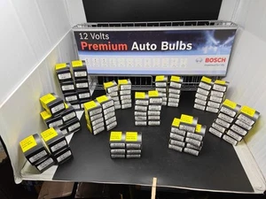 Lote de trabajo a granel de bombillas de coche Bosch Premium con desmantelamiento (92 bombillas todas nuevas) - Imagen 1 de 16