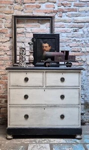 Antico Comò / Cassettiera Vittoriana in pino dipinto bianco | Regno Unito, '800 - Foto 1 di 12