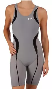 TYR Damen Youth klein grau schwarz CARBON Aeroback Shorts John Tri Schwimmhaut neu - Bild 1 von 11