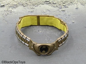 1/6 Scale Toy Batman Begins - Gold Like Utility Belt - Picture 1 of 7