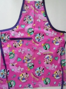 "Delantal para niños - MINNIE MOUSE & MARGARITA, ""AMISTAD", NUEVO, 16"" X 21" - Imagen 1 de 2