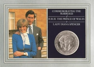 LADY DIANA & H.R.H THE PRINCE OF WALES 1981 ROYAL WEDDING CROWN By ROYAL MINT - Picture 1 of 1