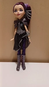 Muñeca Raven Queen Ever After High First Wave - Imagen 1 de 2