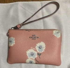 Coach Wristlet Pink With Floral Print Over All In Preowned Shape - Picture 1 of 14