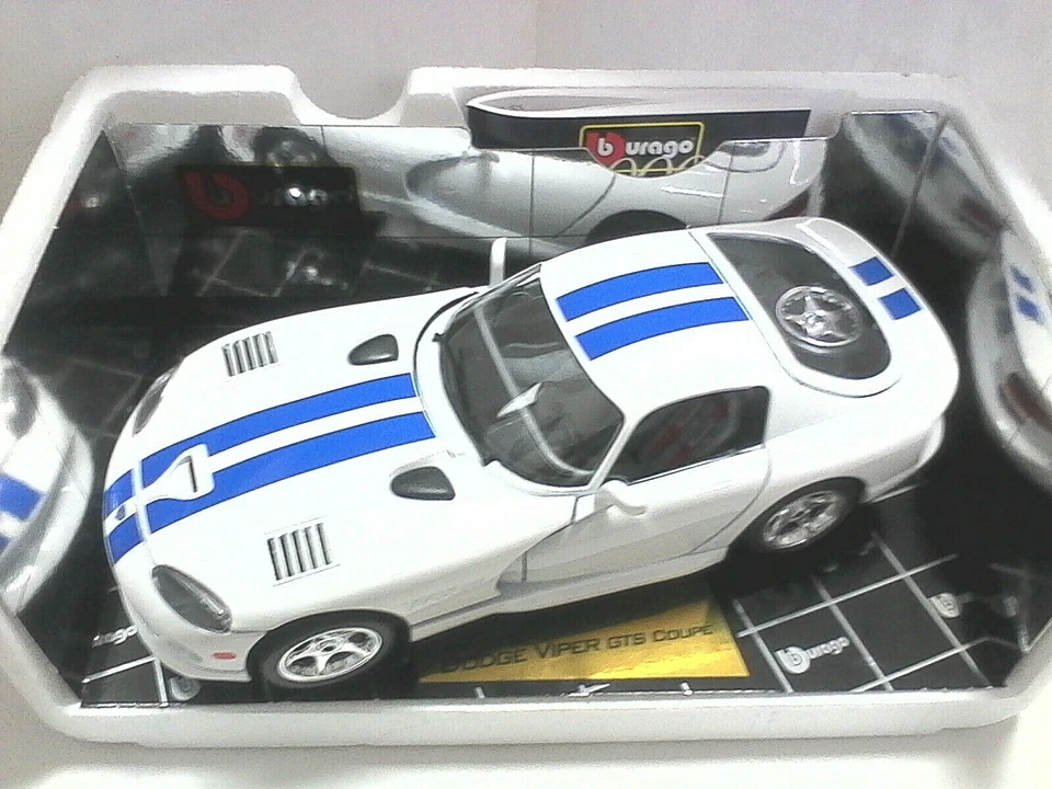 BURAGO MADE IN ITALY 1:18 AUTO DIE CAST DODGE VIPER GTS COUPE' 1997 ART 3375 - Immagine 1 di 1