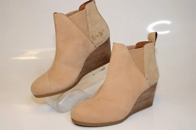 Женские замшевые сапоги TOMS из нубука с медовым маслом на танкетке размер 6 10015787 новые без ценников - Изображение 1 из 4