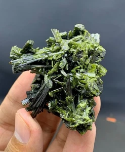 Natural Green Epidote Crystal Tree Shape Specimen From Skardu Pakistan-57 Gram - Picture 1 of 6