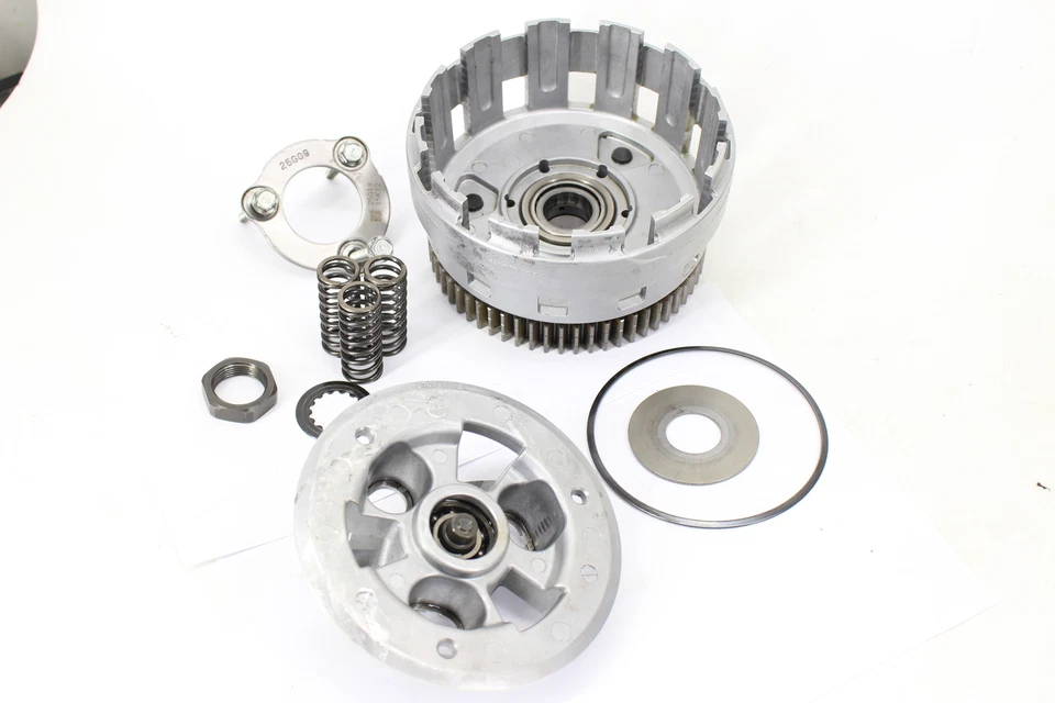 2016 DUCATI HYPERMOTARD 939 CLUTCH BASKET SET 19820441A - Изображение 1 из 4