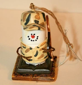 The Original Smores Hunter Camo Outfit Christmas Ornament Collector New Tags - Picture 1 of 1