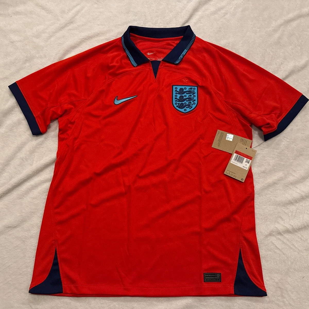 Preços baixos em Time de Futebol Nacional da Inglaterra Camisas do