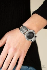 Mojave Motif Black Bracelet by Paparazzi - Picture 1 of 2