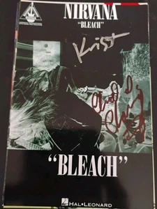 NIRVANA ROCK LEGENDS KRIST NOVOSELIC CHAD CHANNING SIGNED AUTOGRAPHED 4X6 PHOTO - Picture 1 of 2