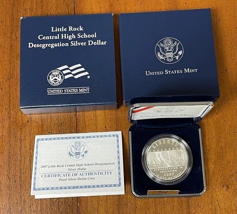 2007-P  US Mint Little Rock Desegregation 90% SILVER PROOF Dollar Comm. Coin Cover