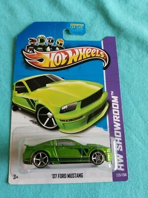 2013 Hot Wheels 07 FORD MUSTANG зеленый 229/250 отличная карта тогда и сейчас - Изображение 1 из 3