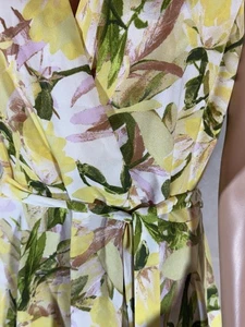 Vestido envolvente sintético estampado floral amarillo talla 14 - Imagen 1 de 9